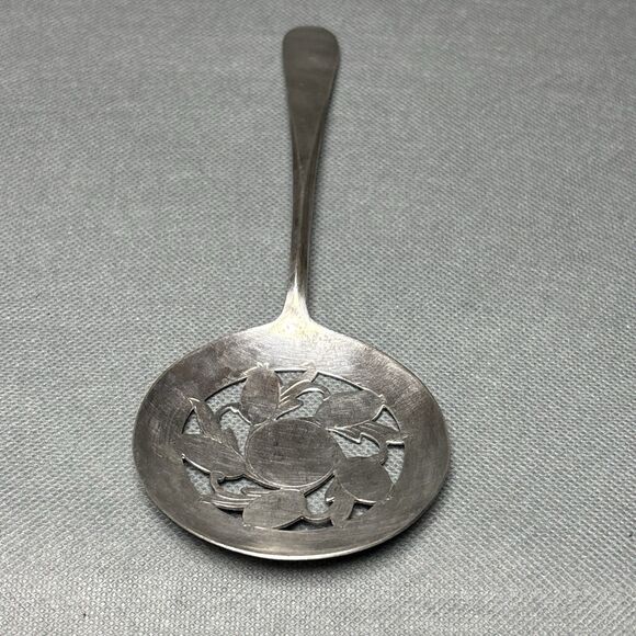 Vintage International Silver Co. IS Original Rogers Tomato Slotted Serving Spoon - Picture 8 of 10